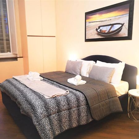 Trevi Nice Holiday - Luxury Apartment Rome Luaran gambar