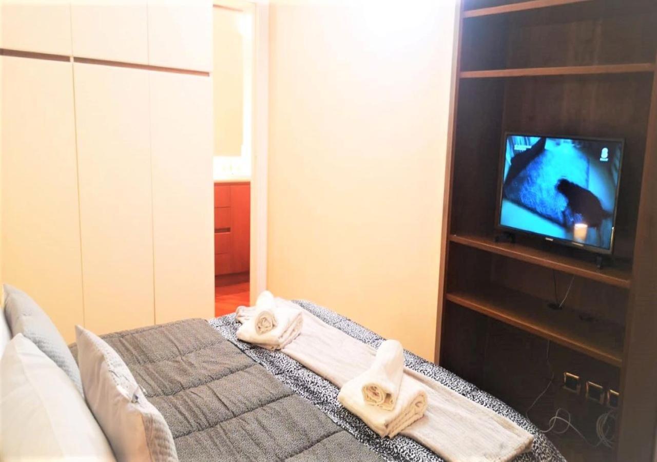 Trevi Nice Holiday - Luxury Apartment Rome Luaran gambar