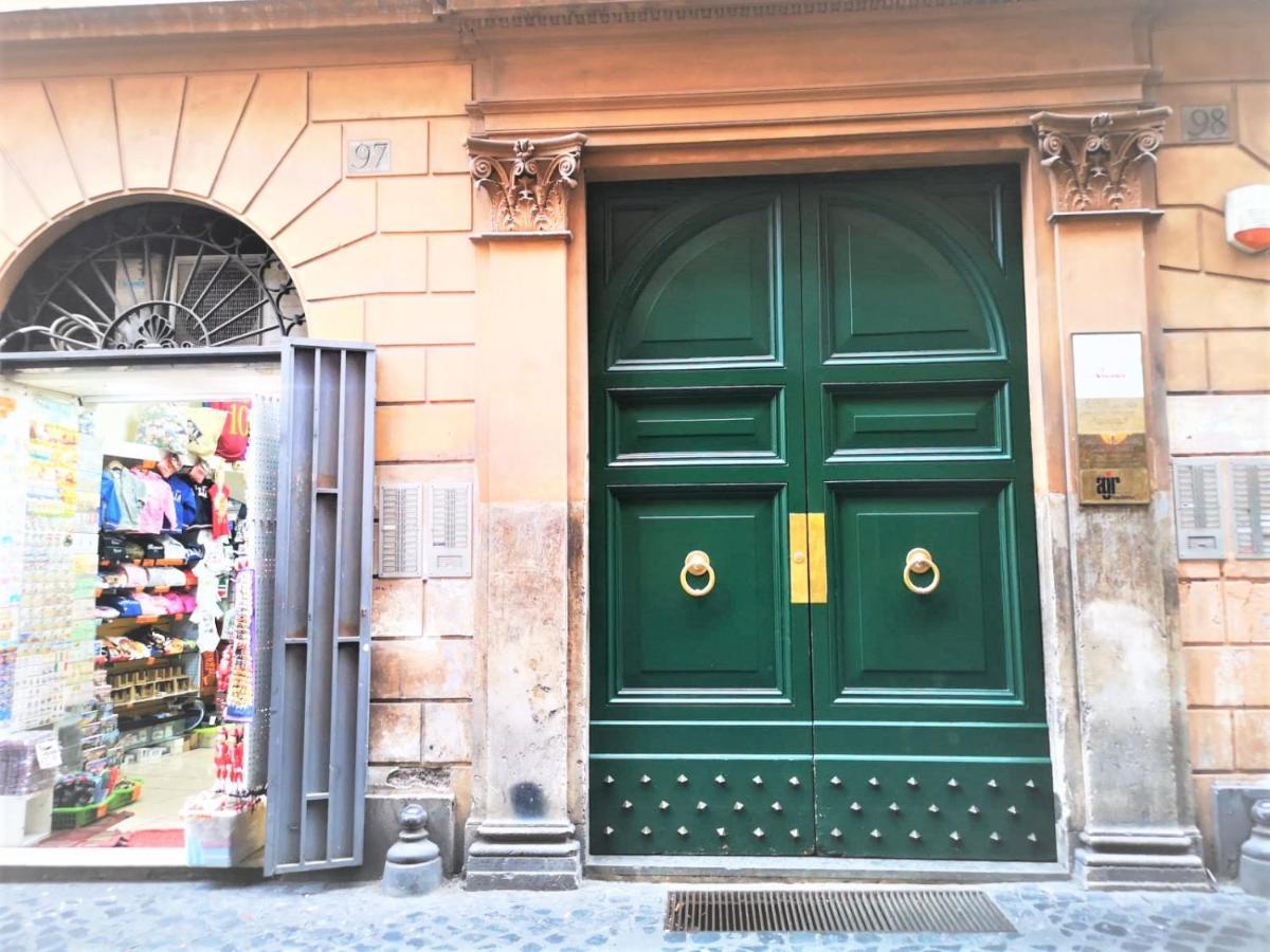 Trevi Nice Holiday - Luxury Apartment Rome Luaran gambar