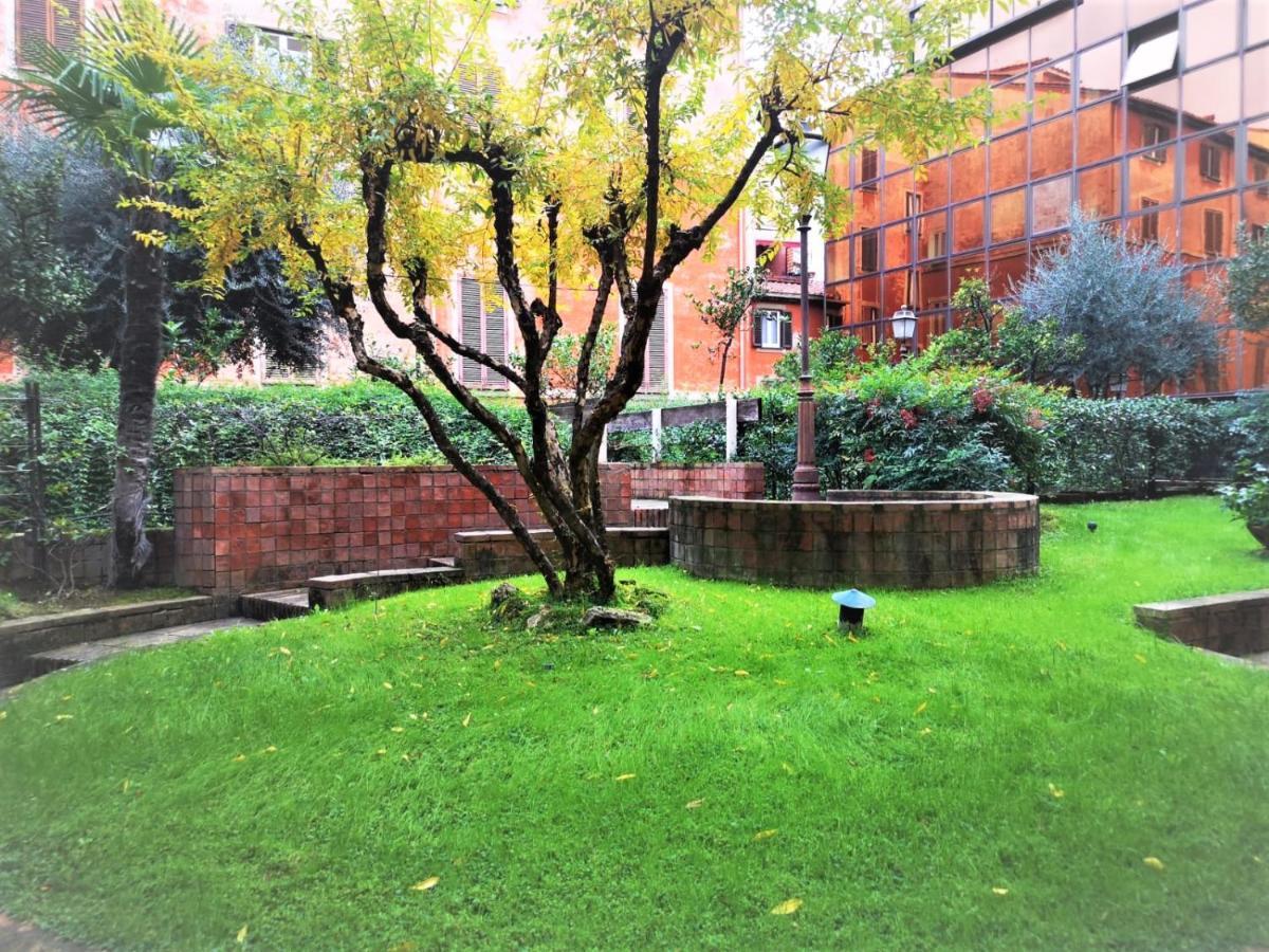 Trevi Nice Holiday - Luxury Apartment Rome Luaran gambar